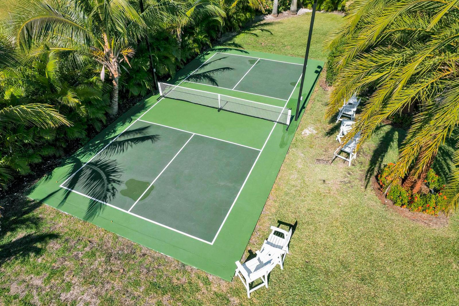 Aerial view of pickleball court